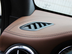 2014CLA 260 4MATIC п؅^