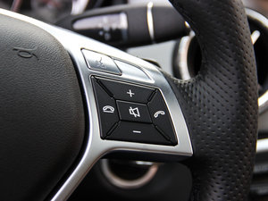 2014CLA 260 4MATIC п؅^