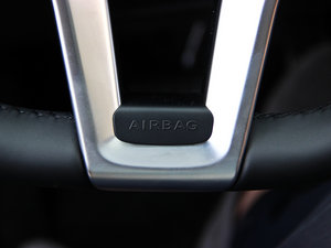 2014CLA 260 4MATIC п؅^