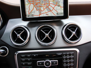 2014CLA 260 4MATIC п؅^(q)