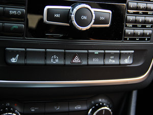 2014CLA 260 4MATIC п؅^(q)