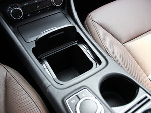 2014CLA 260 4MATIC п؅^