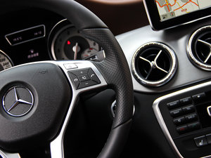 2014CLA 260 4MATIC п؅^(q)