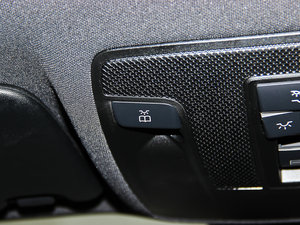 2014CLA 260 4MATIC п؅^