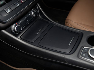 2014CLA 260 4MATIC g