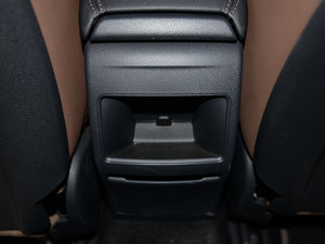 2014CLA 260 4MATIC g