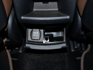 2014CLA 260 4MATIC g