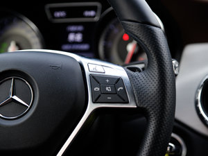 2014CLA 260 4MATIC п؅^