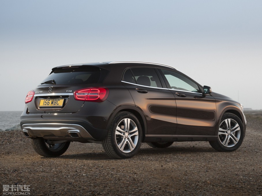 2015YGLA(M) UK-Version 200