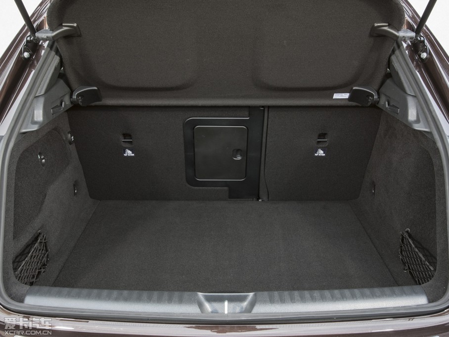 2015YGLA(M) UK-Version 200