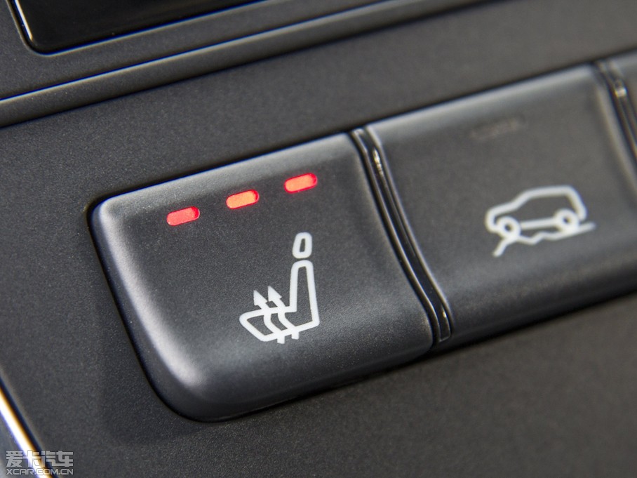 2015YGLA(M) UK-Version 200