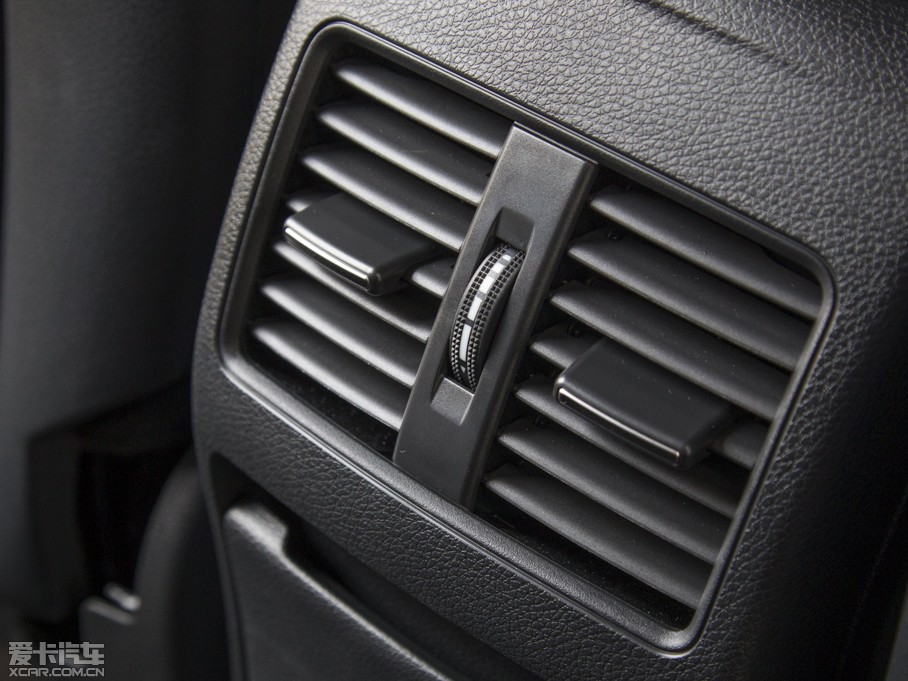 2015YGLA(M(jn)) UK-Version 200