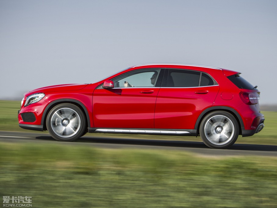 2015YGLA(M) UK-Version 250