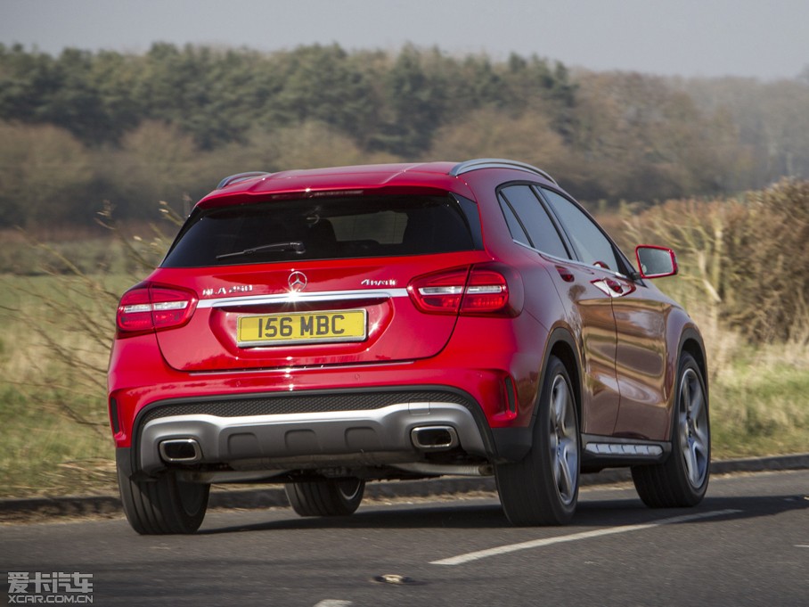 2015YGLA(M) UK-Version 250