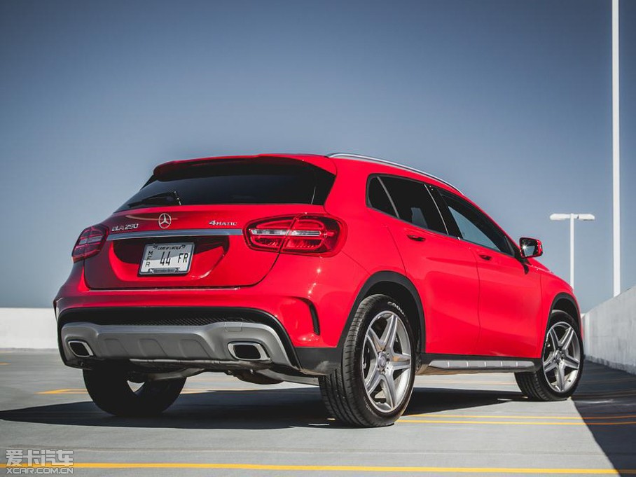 2015YGLA(M) UK-Version 250