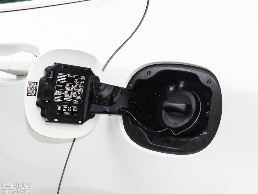 2015YGLA(M) GLA 260 4MATIC