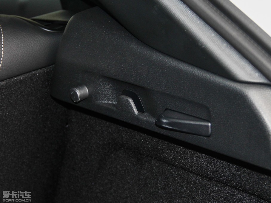 2015YGLA(M) GLA 260 4MATIC