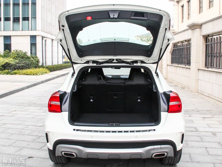 2015YGLA(M) GLA 260 4MATIC