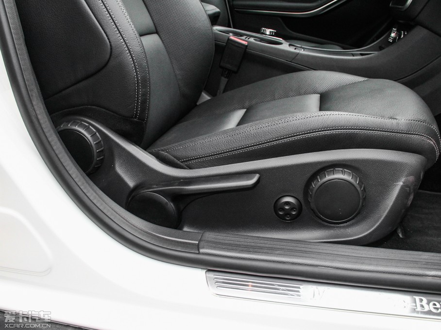 2015YGLA(M(jn)) GLA 260 4MATIC