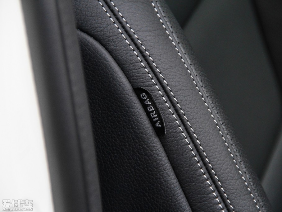 2015YGLA(M) GLA 260 4MATIC