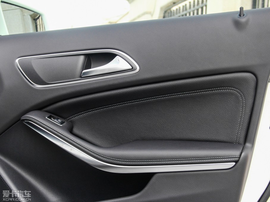 2015YGLA(M) GLA 260 4MATIC