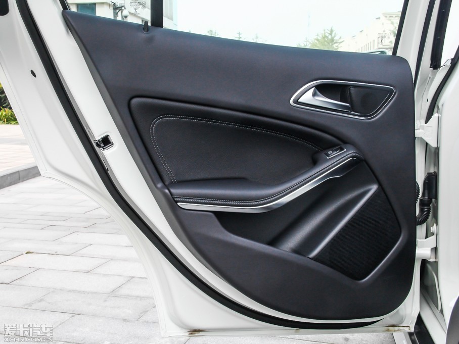 2015YGLA(M) GLA 260 4MATIC