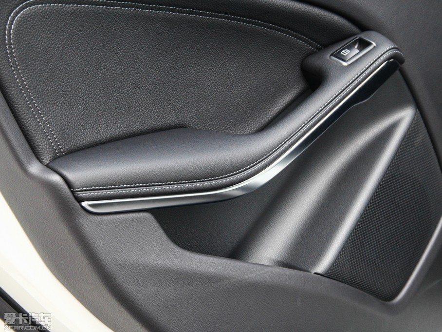 2015YGLA(M(jn)) GLA 260 4MATIC