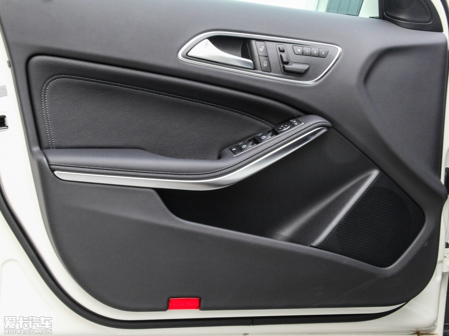 2015YGLA(M) GLA 260 4MATIC