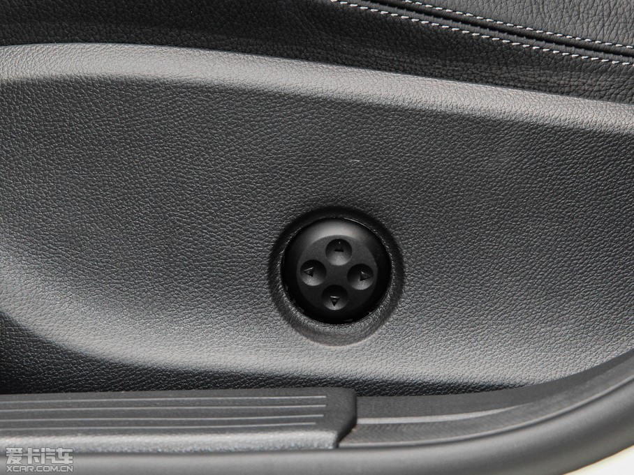 2015YGLA(M) GLA 260 4MATIC