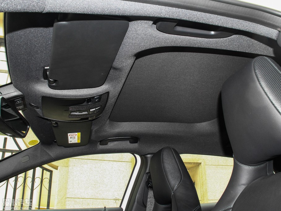 2015YGLA(M(jn)) GLA 260 4MATIC