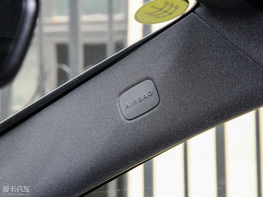 2015YGLA(M) GLA 260 4MATIC