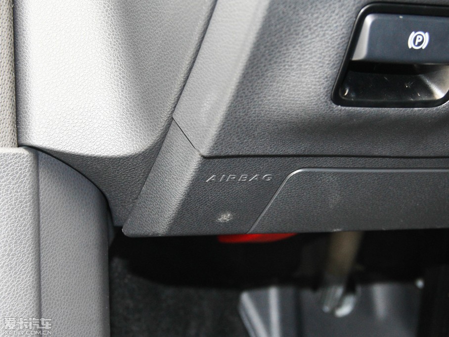 2015YGLA(M) GLA 260 4MATIC