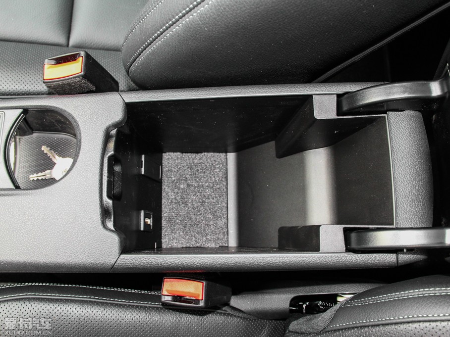 2015YGLA(M) GLA 260 4MATIC