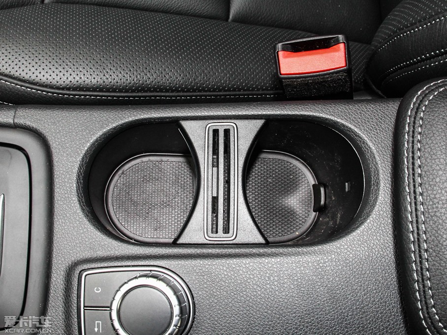 2015YGLA(M(jn)) GLA 260 4MATIC