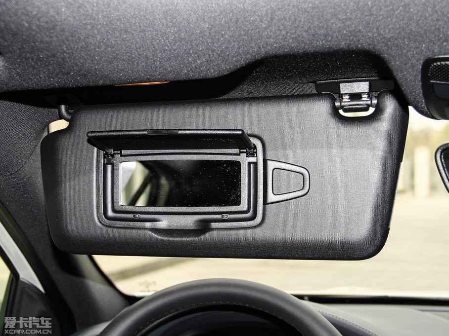 2015YGLA(M) GLA 260 4MATIC