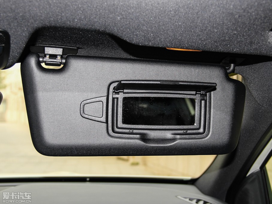 2015YGLA(M) GLA 260 4MATIC