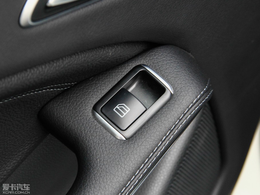 2015YGLA(M) GLA 260 4MATIC