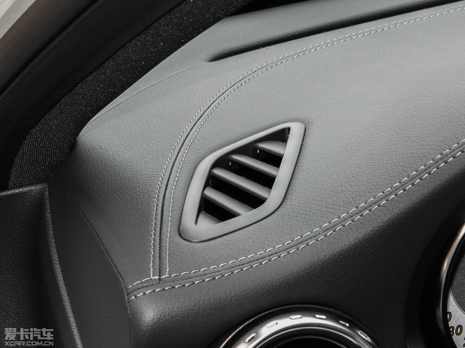 2015YGLA(M) GLA 260 4MATIC