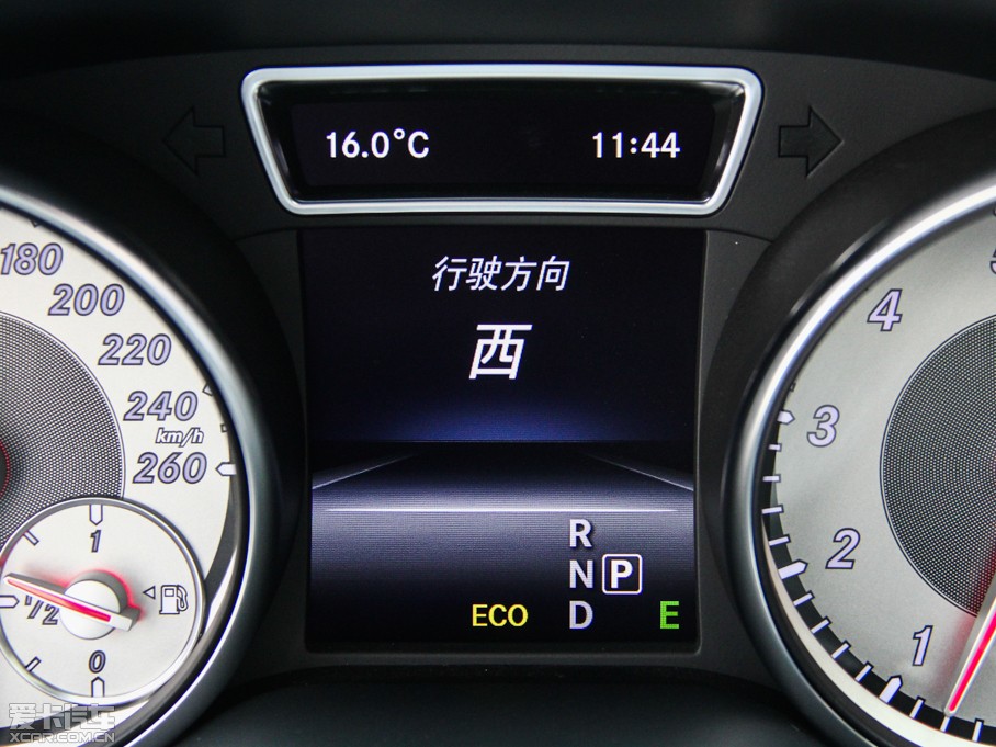 2015YGLA(M) GLA 260 4MATIC