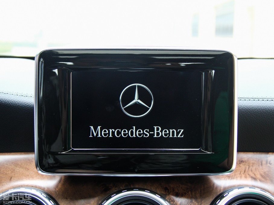 2015YGLA(M(jn)) GLA 260 4MATIC