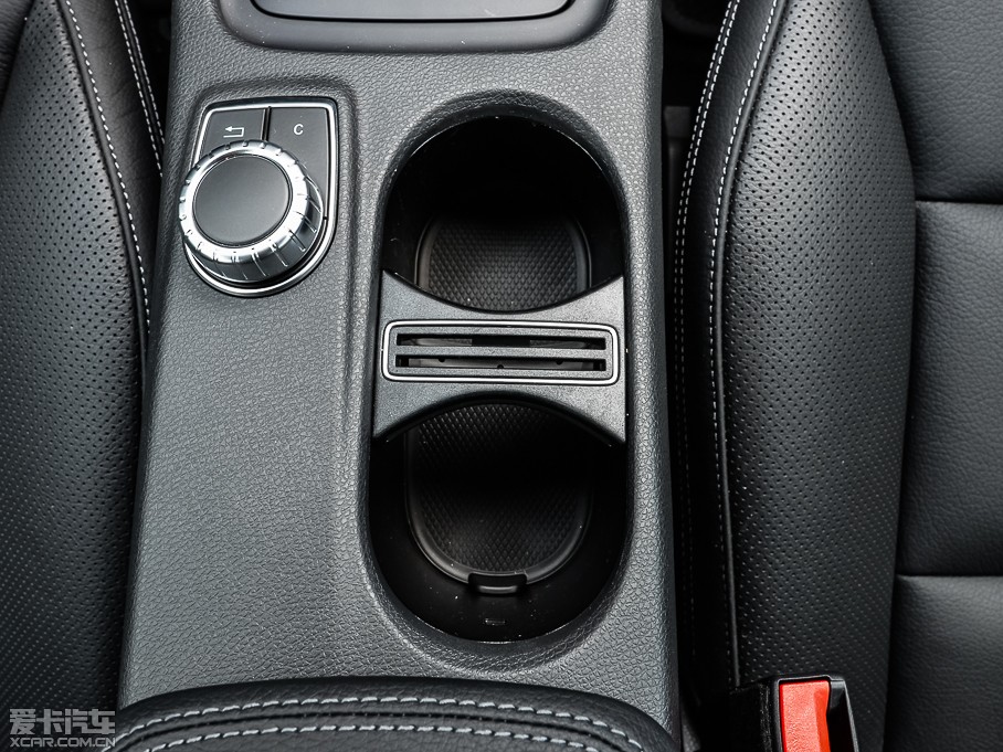 2015YGLA(M) GLA 260 4MATIC