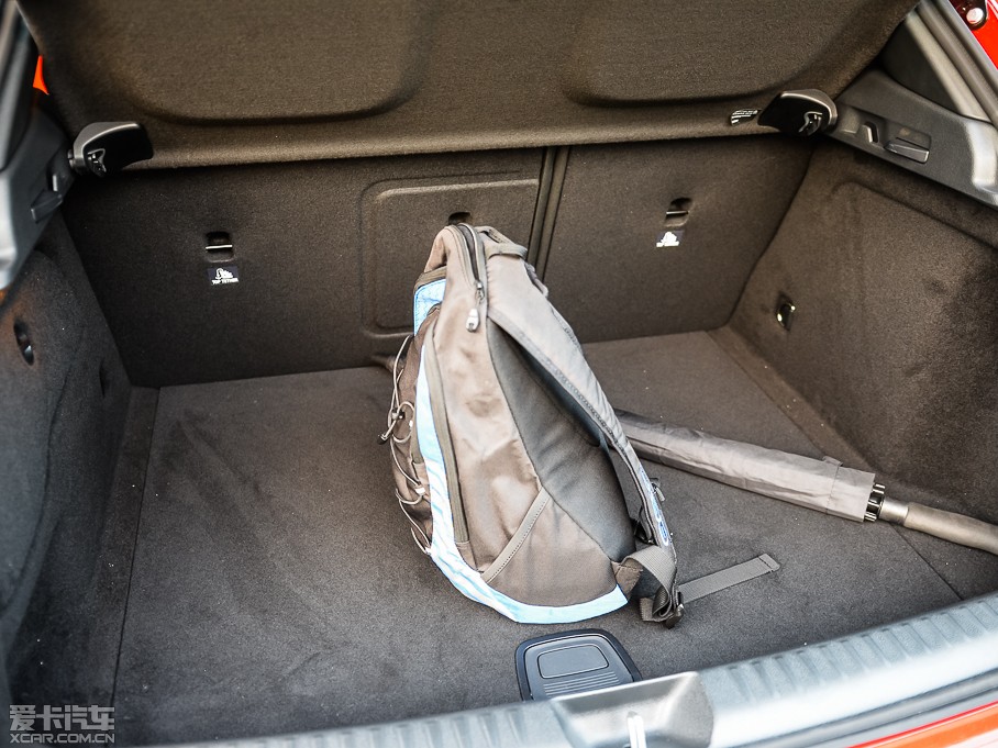 2015YGLA(M) GLA 260 4MATIC