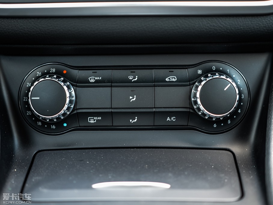 2015YGLA(M) GLA 260 4MATIC