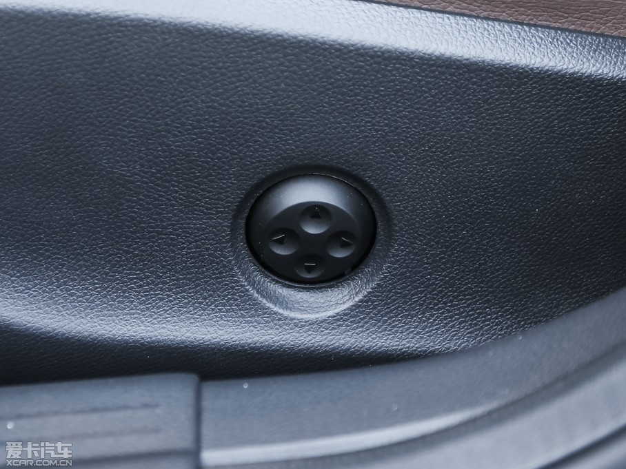 2015YGLA(M) GLA 260 4MATIC