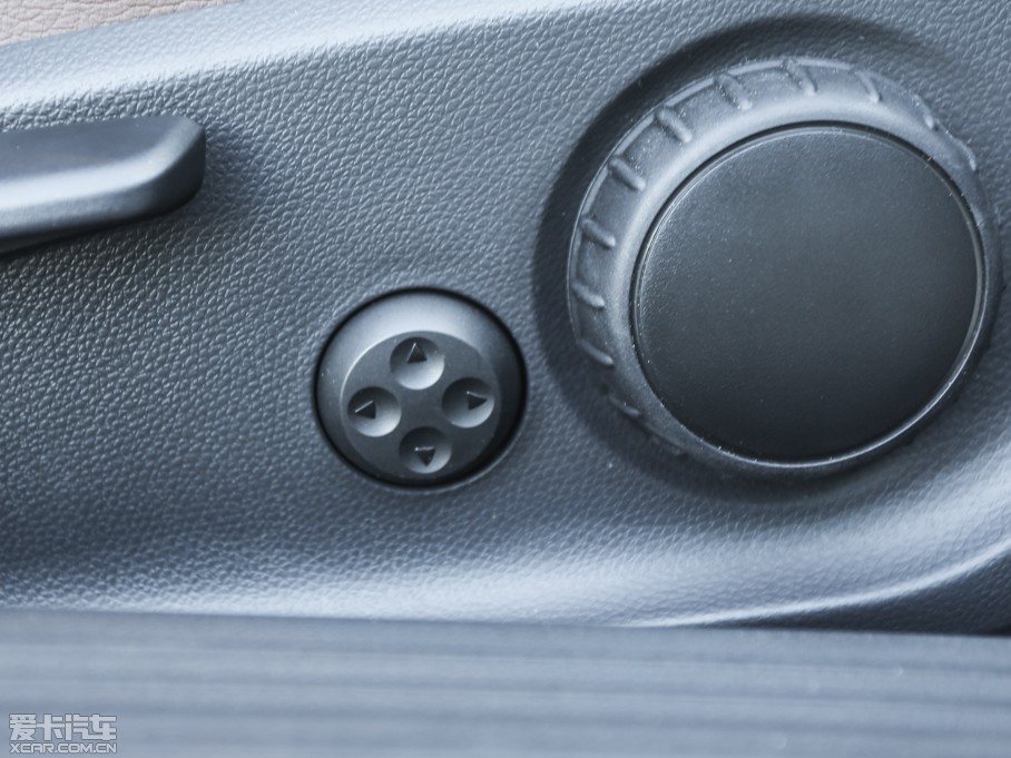 2015YGLA(M(jn)) GLA 260 4MATIC