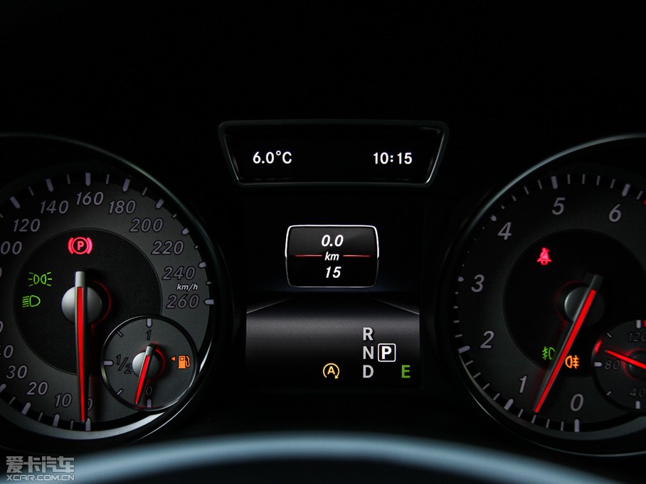 2015YGLA(M) GLA 200