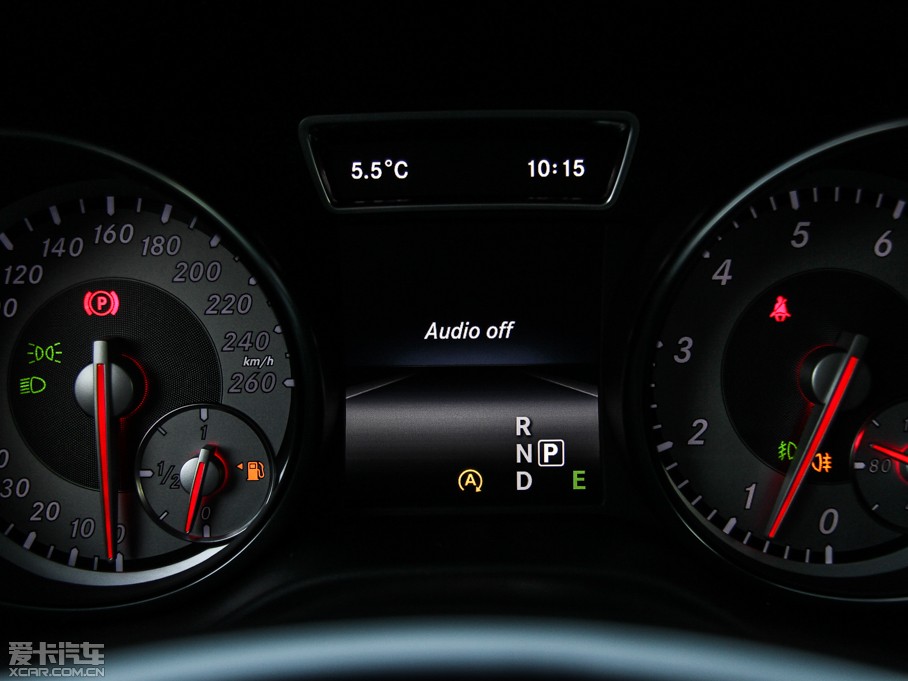 2015YGLA(M) GLA 200