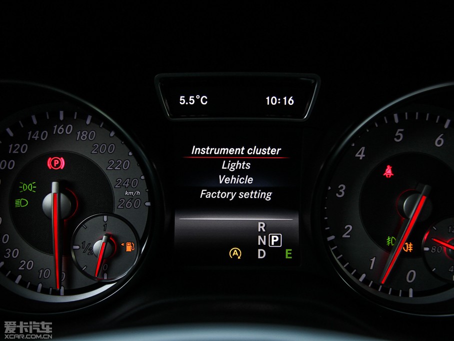 2015YGLA(M) GLA 200