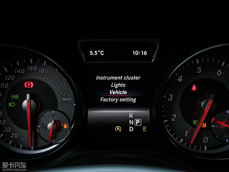 2015YGLA(M(jn)) GLA 200