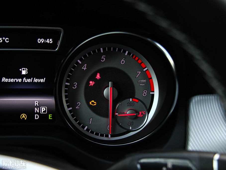 2015YGLA(M) GLA 200